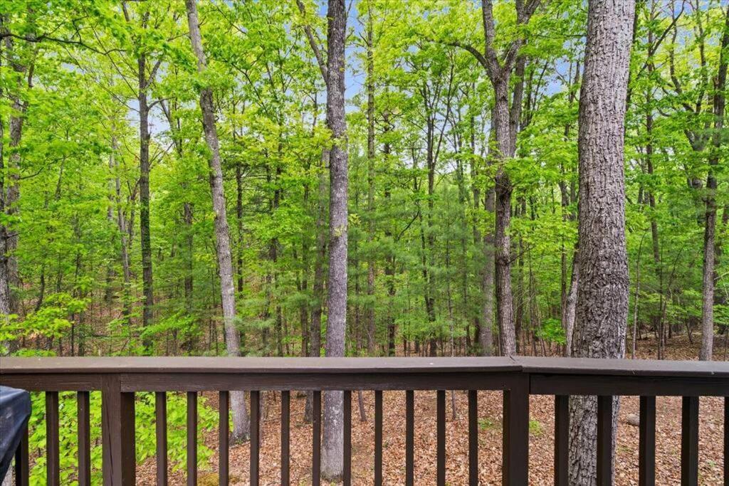 The Gingerbread House: 4 Bedroom Chalet, W/ Sunroom/Deck, Sleeps 12, Modern Amenities McGaheysville Exterior foto