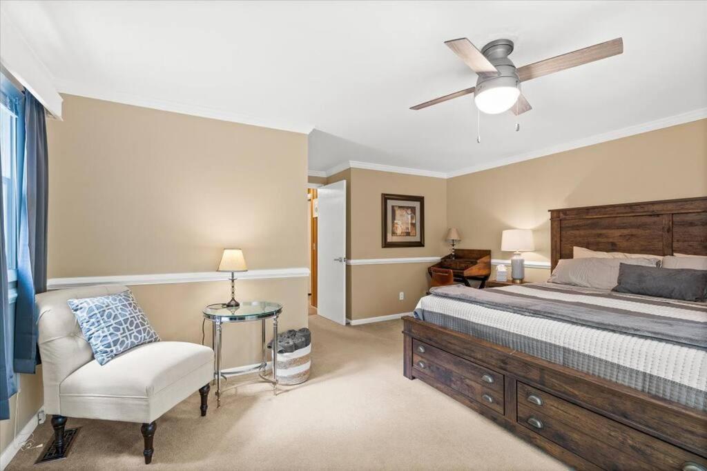 The Gingerbread House: 4 Bedroom Chalet, W/ Sunroom/Deck, Sleeps 12, Modern Amenities McGaheysville Exterior foto
